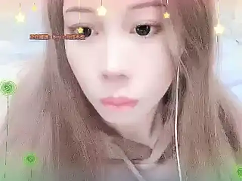 Snapshot of miumiu822 chatting on 01.16.25 miumiu822 online show from 01.16.25