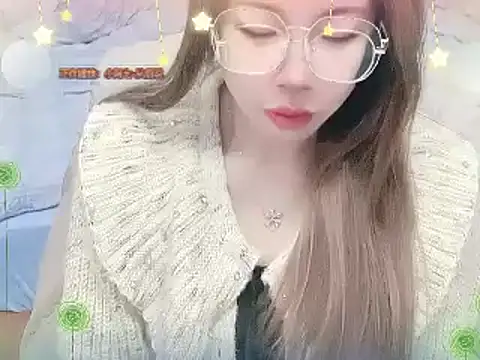 Snapshot of miumiu822 chatting on 01.17.25 miumiu822 online show from 01.17.25