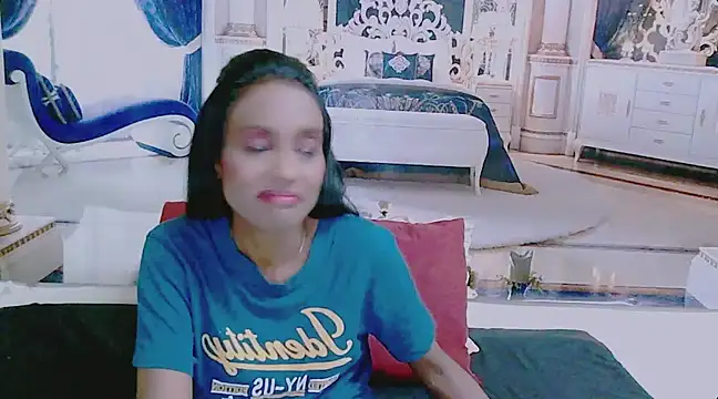 Snapshot of IndianLoveBug chatting on 12.06.24 IndianLoveBug online show from 12.06.24