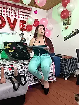 Snapshot of keila_j chatting on 02.15.26 keila j online show from 02.15.26