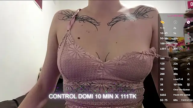 Snapshot of Cloe_five chatting on 02.20.26 Cloe five online show from 02.20.26