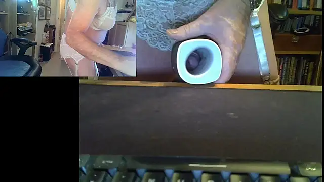 Snapshot of nataliecdlive chatting on 12.02.24 nataliecdlive online show from 12.02.24