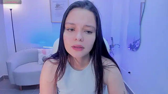 Bella-hadiid online show from 03.07.25