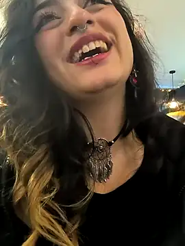 Lila Desiree online show from 02.01.25