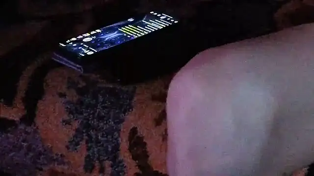 Snapshot of loverboyxxx69 chatting on 06.08.26 loverboyxxx69 online show from 06.08.26