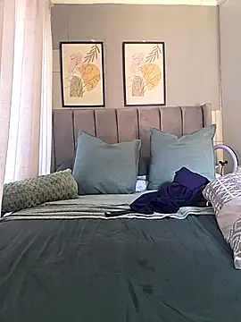 Zee Online online show from 11.13.25