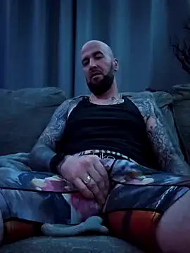 Beardedtattood online show from 01.23.25