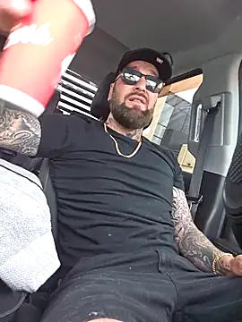 Beardedtattood online show from 09.26.25