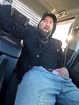 Snapshot of Beardedtattood chatting on 03.02.26 Beardedtattood online show from 03.02.26