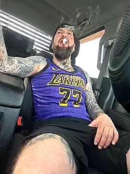 Snapshot of Beardedtattood chatting on 03.29.26 Beardedtattood online show from 03.29.26