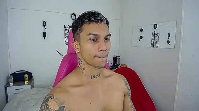 Leonard Price online show from 11.17.25