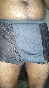 Snapshot of SuranSexy33 chatting on 01.30.25 SuranSexy33 online show from 01.30.25