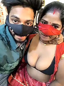 Snapshot of Indian_Lust_Couple chatting on 12.31.24 Indian Lust Couple online show from 12.31.24