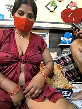Snapshot of Indian_Lust_Couple chatting on 02.01.25 Indian Lust Couple online show from 02.01.25