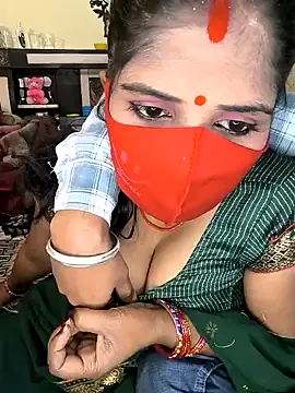 Snapshot of Indian_Lust_Couple chatting on 02.06.25 Indian Lust Couple online show from 02.06.25