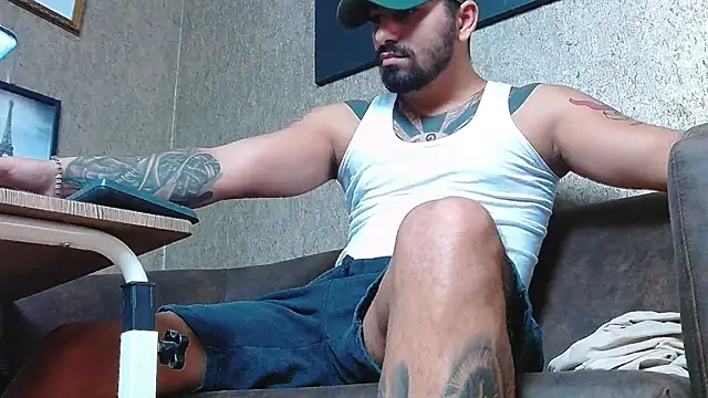 Snapshot of NigelBoydXXX chatting on 02.26.25 NigelBoydXXX online show from 02.26.25