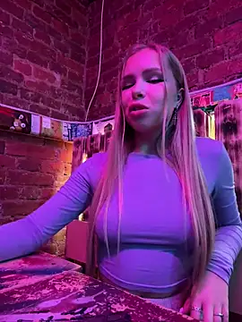 Snapshot of mur_girl chatting on 01.02.25 mur girl online show from 01.02.25