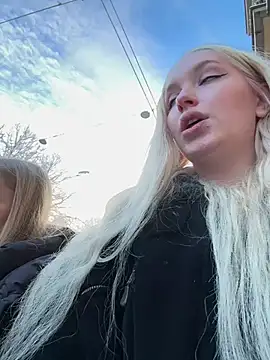 Snapshot of mur_girl chatting on 01.04.25 mur girl online show from 01.04.25