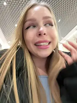 Snapshot of mur_girl chatting on 01.10.25 mur girl online show from 01.10.25