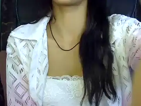 MAAYRA 09 online show from 01.11.25