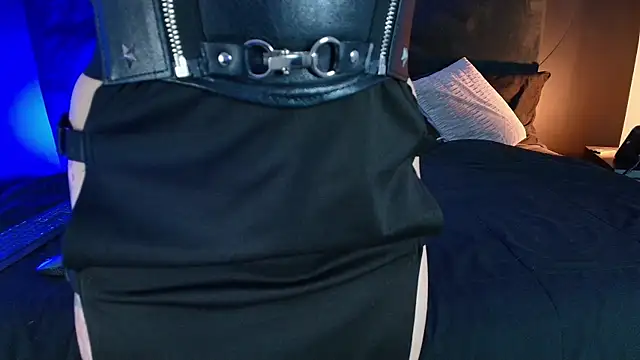 Aylen darkmoor online show from 10.17.25