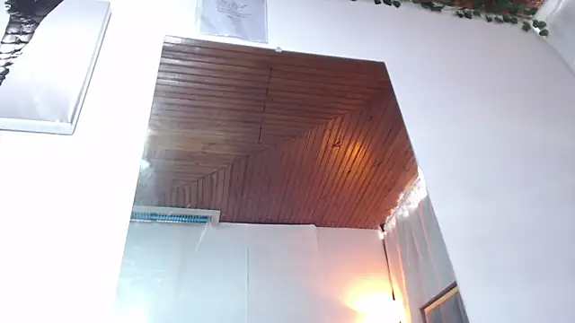 Naia x online show from 03.04.26