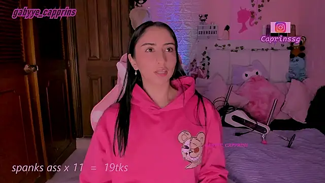 Snapshot of gabyye_capprins chatting on 02.02.26 gabyye capprins online show from 02.02.26