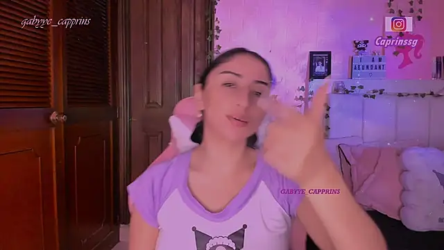 Snapshot of gabyye_capprins chatting on 03.04.26 gabyye capprins online show from 03.04.26