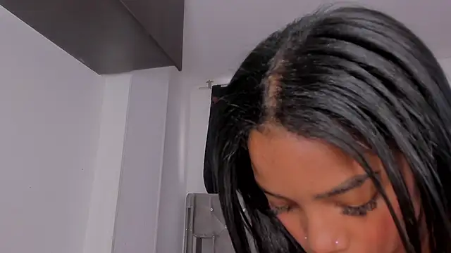 game with lesbians  online show from 12.28.24