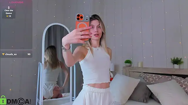 Cherry Price online show from 11.12.25