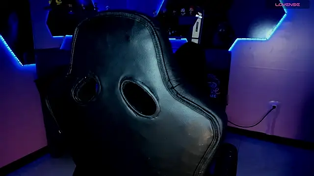 Belliinda 21 online show from 10.29.25