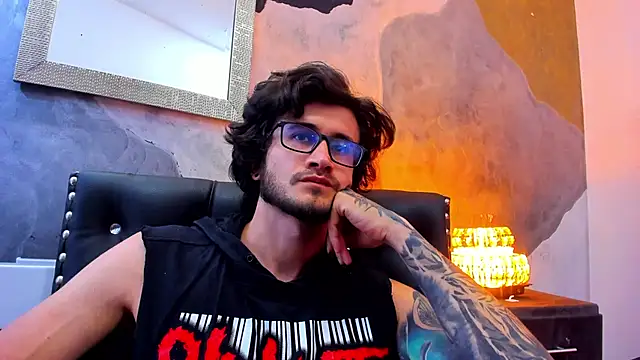 Loggan donnelly online show from 12.29.24