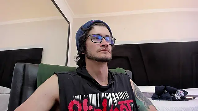 Loggan donnelly online show from 01.27.25