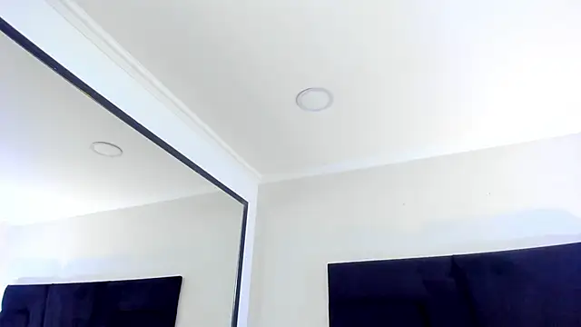 Loggan donnelly online show from 02.19.25