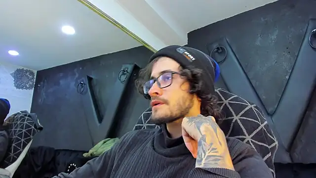 Loggan donnelly online show from 03.15.25