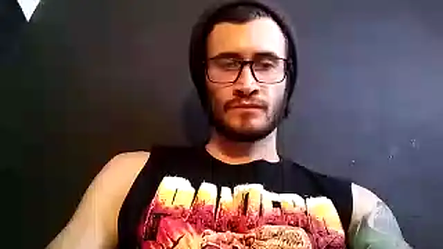 Loggan donnelly online show from 10.18.25