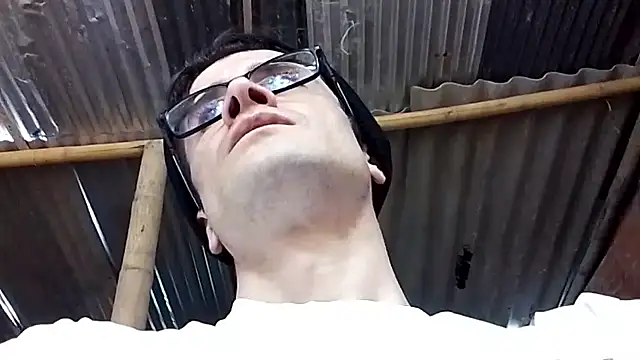 Loggan donnelly online show from 12.22.25