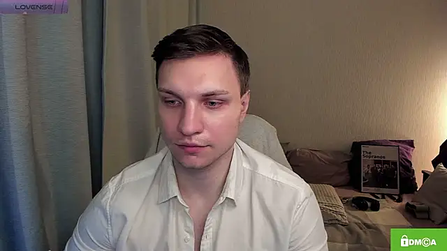 Snapshot of handsome_guy01 chatting on 06.19.26 handsome guy01 online show from 06.19.26