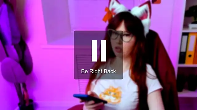 Snapshot of CarolGiggly chatting on 09.23.25 CarolGiggly online show from 09.23.25