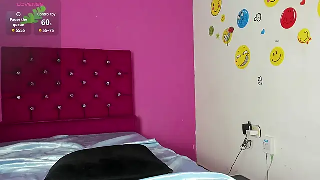 tiffany Bitch online show from 01.31.25