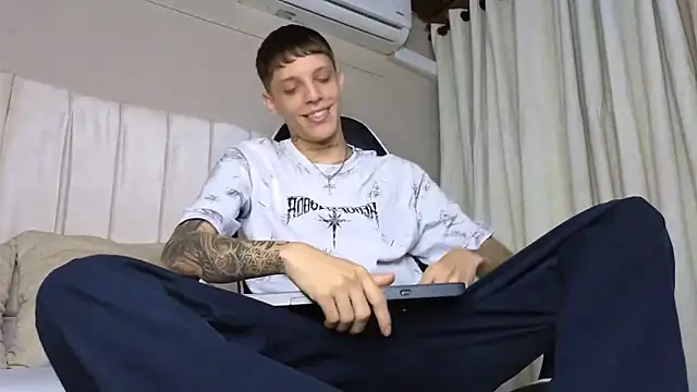 Adam hard  online show from 09.11.25