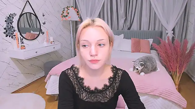 VelvetVixen155 online show from 12.12.24