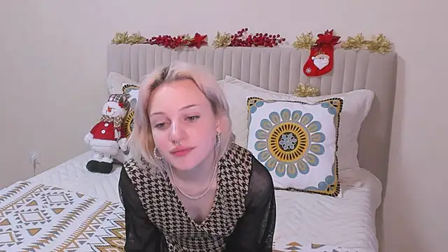 VelvetVixen155 online show from 12.27.24