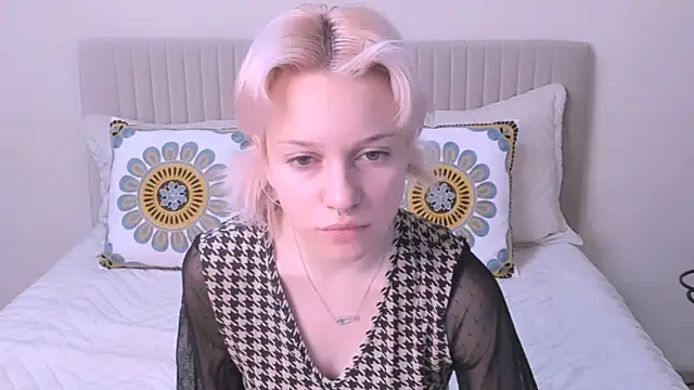 VelvetVixen155 online show from 01.28.25