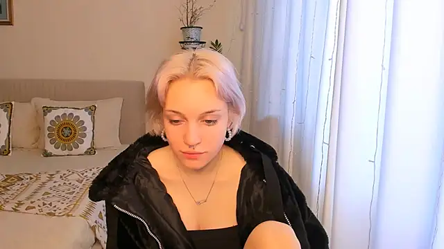 VelvetVixen155 online show from 02.18.25