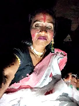 Snapshot of Hotty-dola chatting on 10.03.25 Hotty-dola online show from 10.03.25