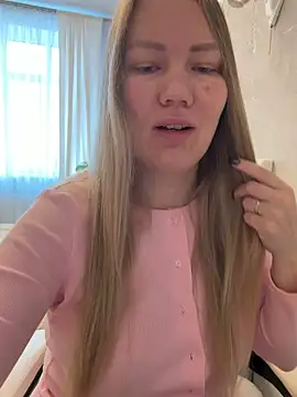 LianaCruz   online show from 04.10.26