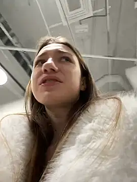 Lia  Love online show from 01.24.25