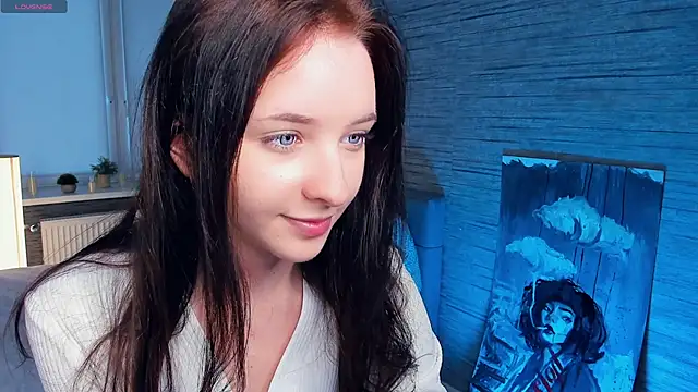 Snapshot of MerylHedley chatting on 12.22.24 MerylHedley online show from 12.22.24