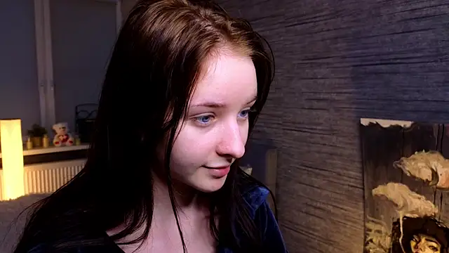 Snapshot of MerylHedley chatting on 03.19.25 MerylHedley online show from 03.19.25
